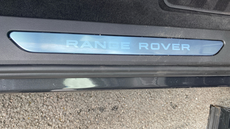 Land Rover Range Rover Evoque 2.0 D200 Autobiography 5dr Auto [Revised] Diesel Hatchback